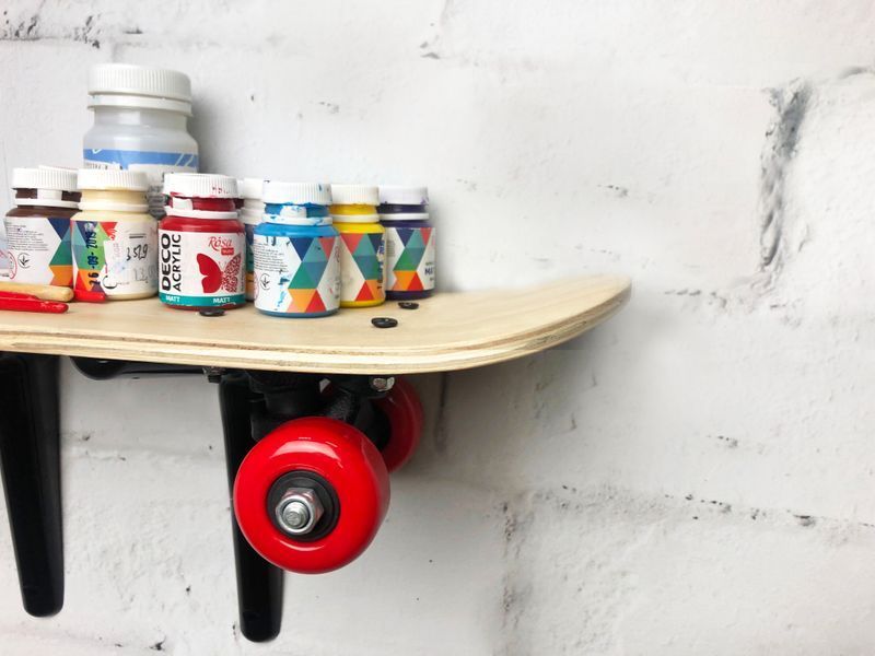 Настінна полиця у вигляді скейтборду CAPSBOARD 550003 фото
