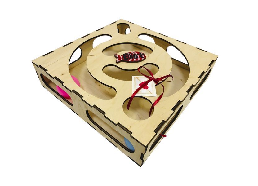 CAPSBOARD Cat Toy with Ball