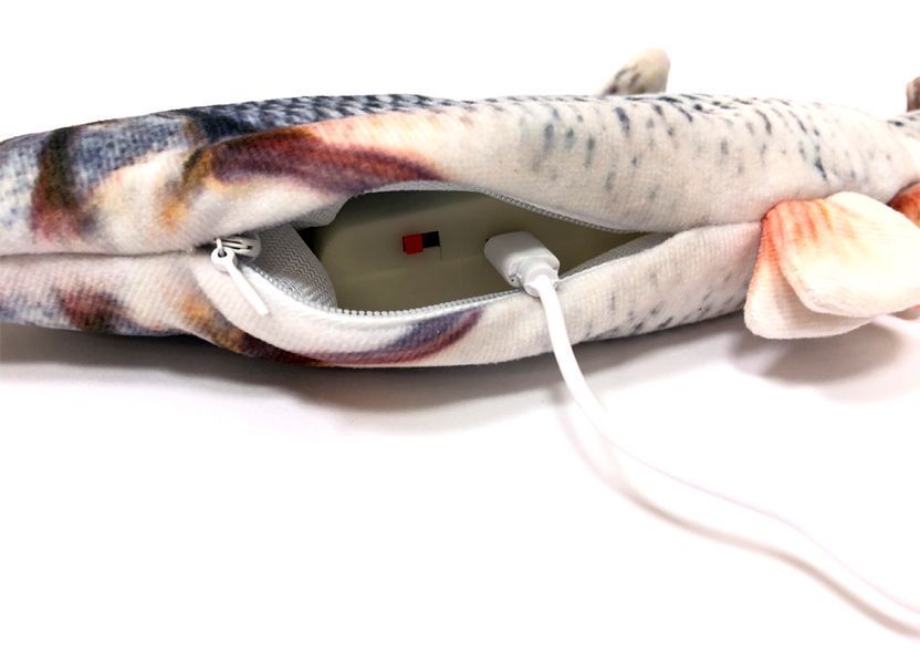 Vibrating Live Fish Cat Toy, CAPSBOARD FISH