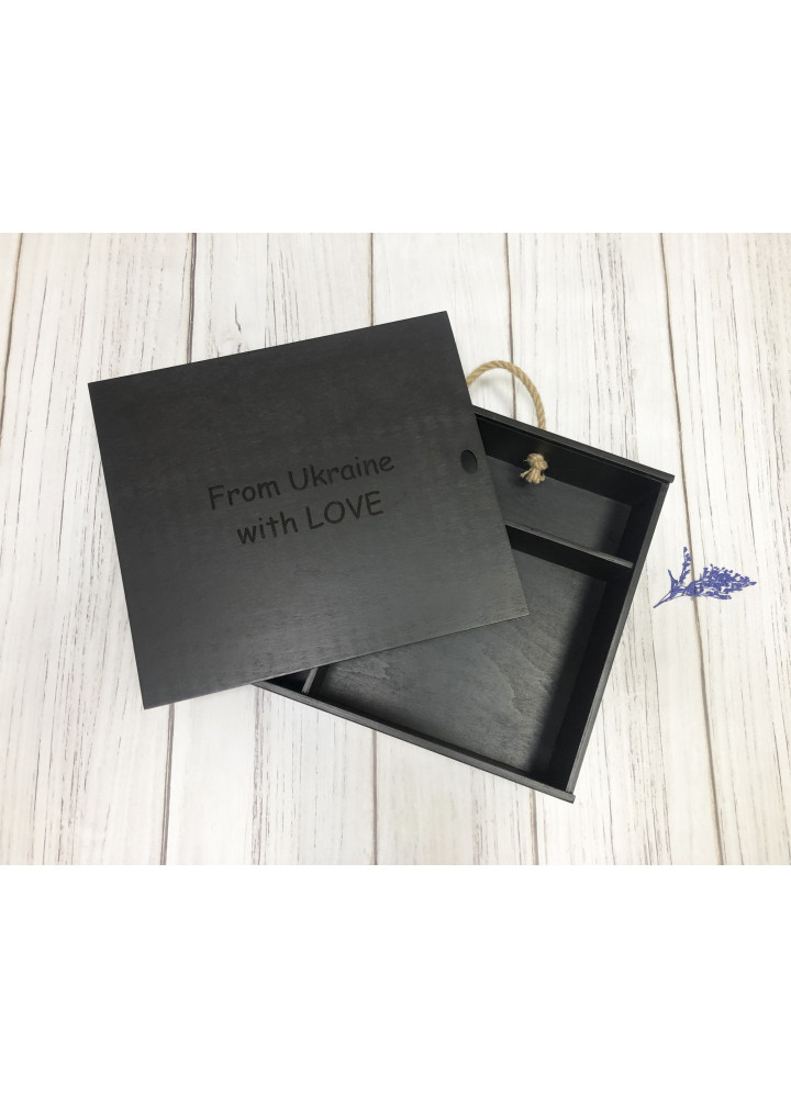 Подарочная коробка из фанеры  38 x 33,5 x 11 см WITH LOVE CAPSBOARD